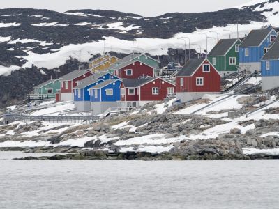 Entre fiordes e Auroras: inverno na Groenlândia