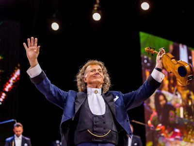 CRUZEIRO PELO RIO RENO COM CONCERTO DE ANDRÉ RIEU CRUZEIRO PELO RIO RENO COM CONCERTO DE ANDRÉ RIEU